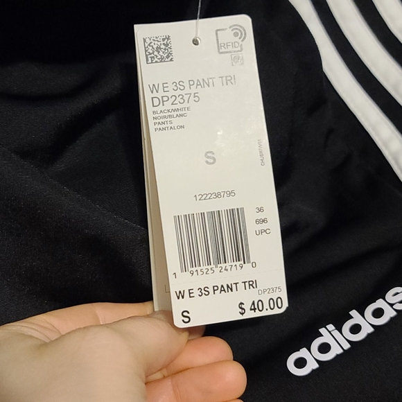 Adidas pants size small - Picture 2 of 4